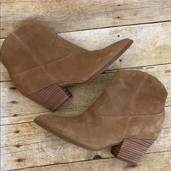 Lucky Brand Boots Ellamy size 9 NWOT - Picture 2 of 8